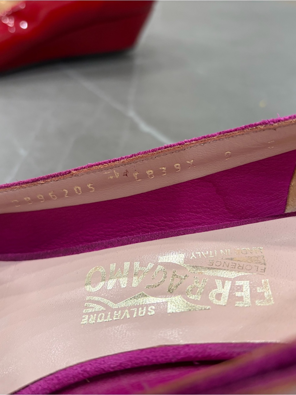 Salvatore Ferragamo Suede Ballet Flats in Fuchsia with Red Bow - Picture 6 of 11